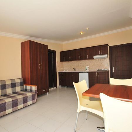 Ozturk Apart Hotel Marmaris Zewnętrze zdjęcie