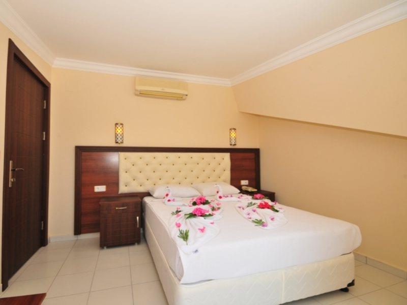 Ozturk Apart Hotel Marmaris Zewnętrze zdjęcie